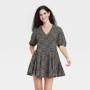 Universal Thread Black and White Floral Mini Dress